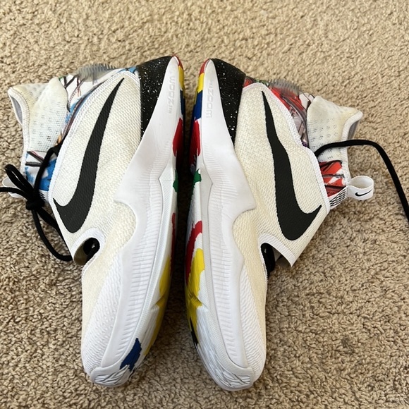 Nike Zoom SZ 11.5 HYPERREV  2015 net collectors society basketball shoes.